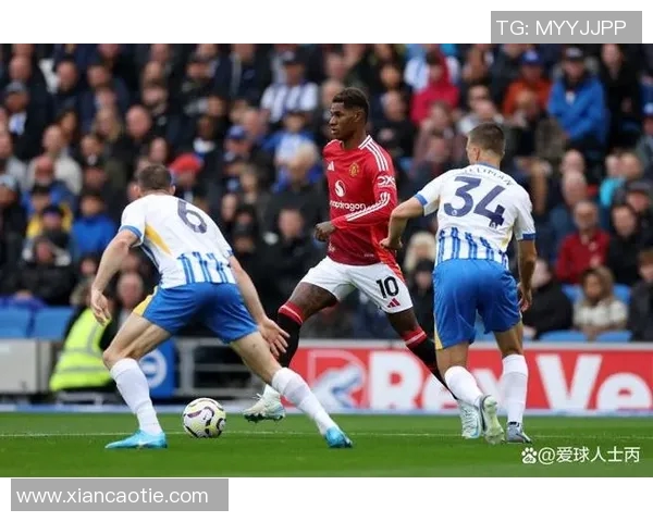 汉达诺维奇脚后跟绝杀，曼联2-1险胜布莱顿